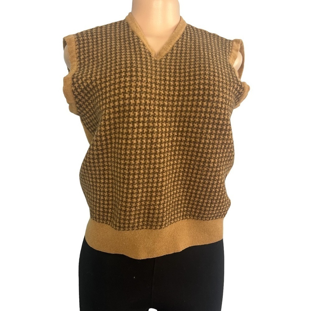 3/$30 ☀️ Boss Hugo Boss Virgin Wool Houndstooth Brown Sweater Vest